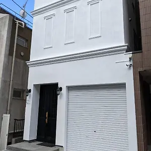 アパート Roppongi, 東京都